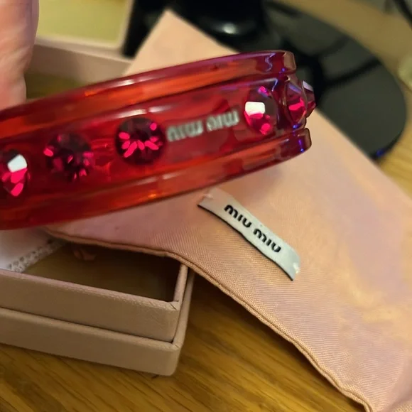 Miu Miu Red Bracelet with Heart Charm - Picture 4 of 7